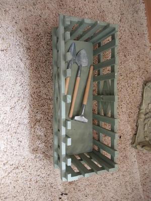 DECOR MIRROR AND WOODEN BOX