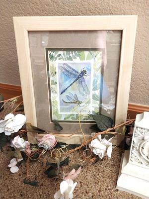 METAL BUTTERFLY & GRASSHOPPER AND OTHER DECOR