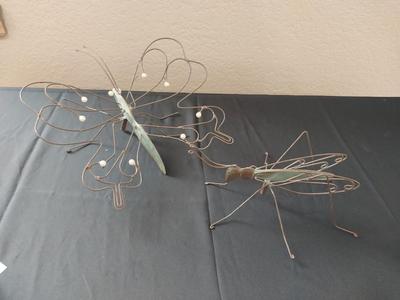 METAL BUTTERFLY & GRASSHOPPER AND OTHER DECOR