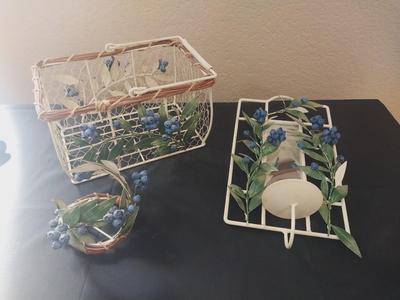 METAL MATCHING DECOR