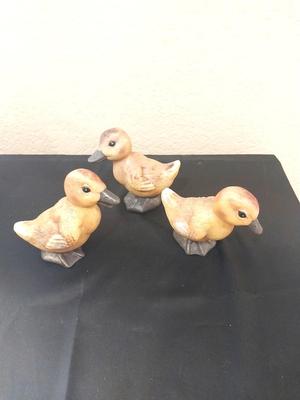 YARD DUCK AND THREE CERAMIC DUCKIES