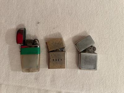 3 BUTANE LIGHTERS