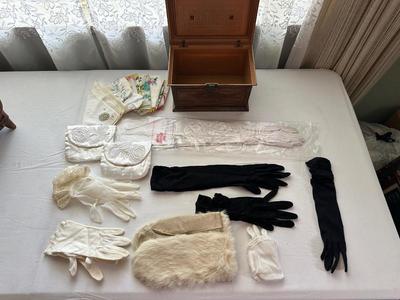 VINTAGE DRESS GLOVES AND HANKIES