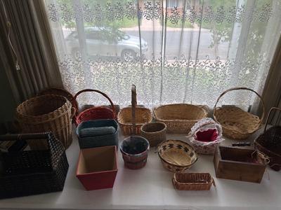 WIDE VARIETY OF BASKETS