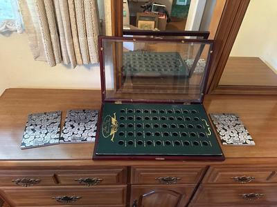 50 STATES QUARTER DISPLAY CASE AND EMPTY COIN COLLECTING BOOKS