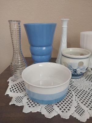 NICE VARIETY OF PLANTING POTS AND VASES