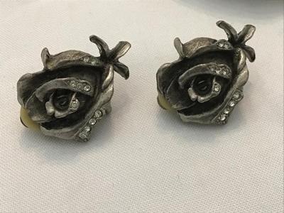 Pewter Tone Rhinestone Rose Clip on Earrings