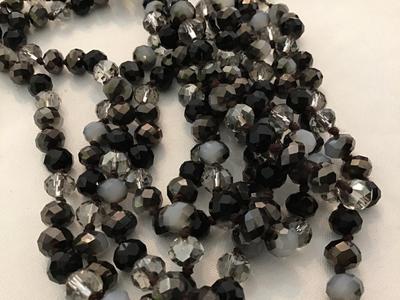 Glass Fauceted Necklace silver Black Clear