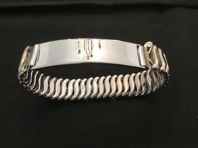 Howe Tack Vintage Expansion Bracelet Great Condition