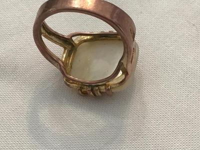 Costume Fashion Ring mother of Pearl