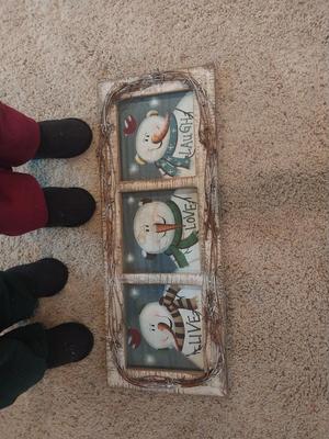 STANDING SNOWMAN AND HANGING SNOWMAN PICTURE