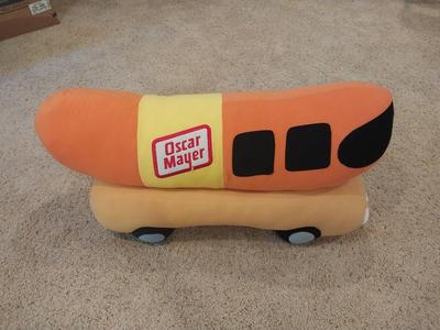 OSCAR MAYER PUTTER AND WIENERMOBILE