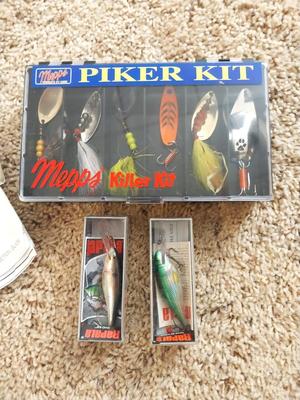 SEDONA 2000FA REEL AND HOOK BAIT