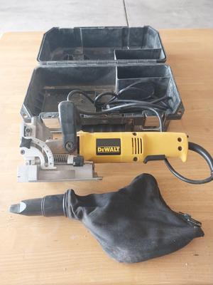 DEWALT PLATE JOINER IN CARRY CASE