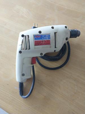 MILWAUKEE ORBITAL SANDER AND SKIL 1/4" DRILL