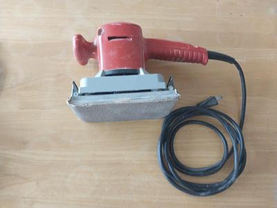 MILWAUKEE ORBITAL SANDER AND SKIL 1/4" DRILL