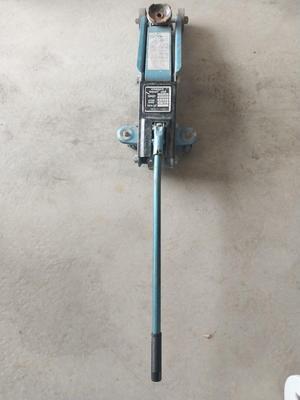 HYDRAULIC TROLLY JACK