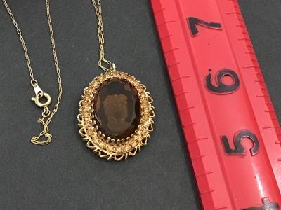 Beautiful Vintage Brown Glass Cameo With Rhinestone