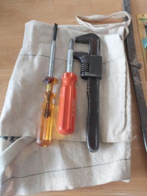 HAND TOOLS AND HOOK HANGERS