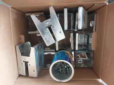 BOX OF FEET AND HARDWARE FOR SAWHORSE