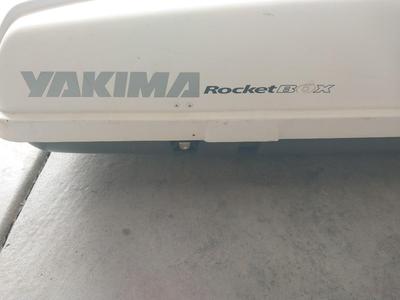 YAKIMA ROCKET BOX