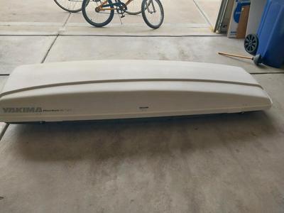 YAKIMA ROCKET BOX
