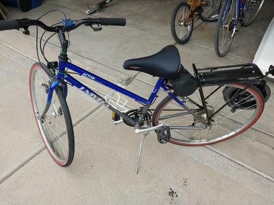 ACTIVA LADIES BIKE WITH BIKE HELMET