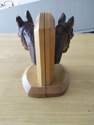 HORSE HEAD BOOK ENDS