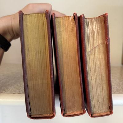 50 Volume Set of “The Harvard Classics” Books (BD-HS)