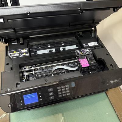 HP Officejet 4630 and APC Back-UPS 550 Battery Backup (BO-HS)