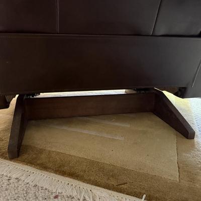 Leather La-Z-Boy Recliner (BD-HS)