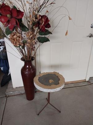 TREE TRUNK TOP TABLEAND VASE WITH FAUX FLOWERS