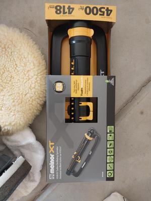 NEW OSCILLATING SPRINKLER AND POLISHMASTER 1900