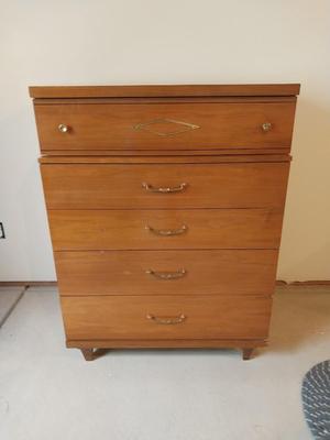 BASSET WOODEN FIVE DRAWER CHEST OF DRAWER