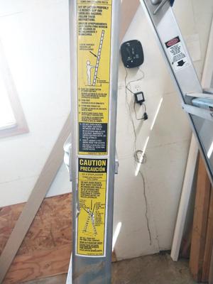 WERNER STAND ALONE LADDER