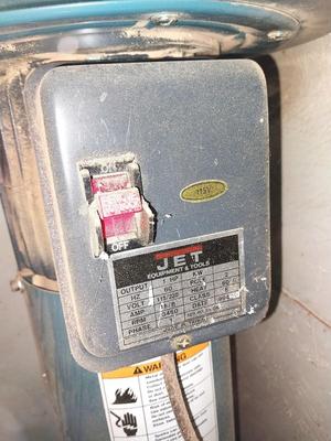 JET DUST COLLECTOR ON CASTERS