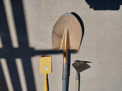 YARD AND GARDEN TOOLS