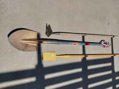 YARD AND GARDEN TOOLS