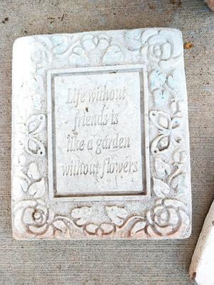 YARD DECOR