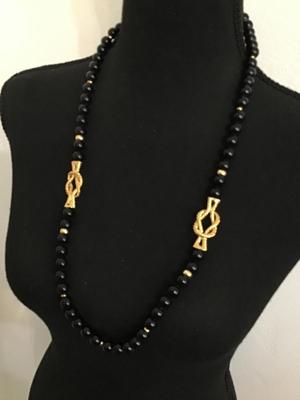 Beautiful vintage, Napier beaded necklace, gold accent