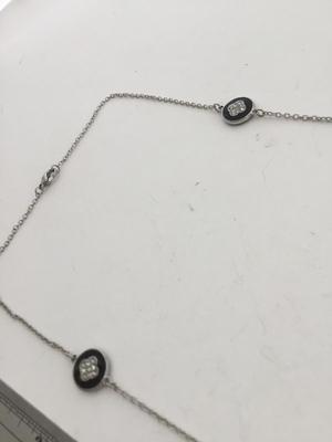 Unmarked black long fashion necklace