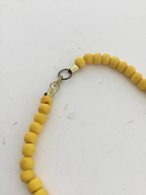 Yellow beaded vintage fashion necklace