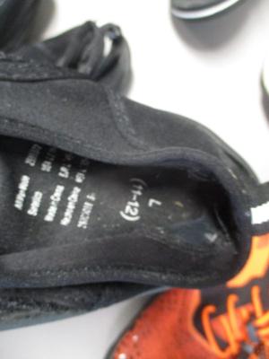 Tennis Shoes & Slip On's Flip Flops Sizes Vary (G)