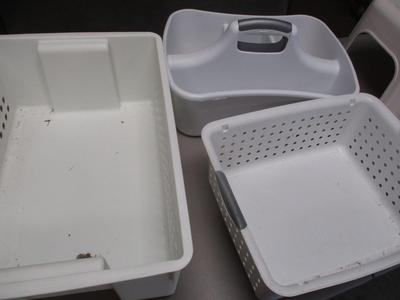 Rubbermaid Step Stools Bins & Cleaning Carrier (G)