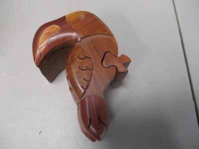 Wooden Trinket Puzzle Boxes Vintage Paua Shell Yacht (G)