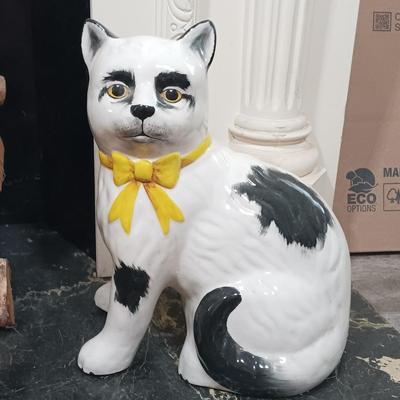 LOT 29: Vintage 13" Ceramic Cat Statue