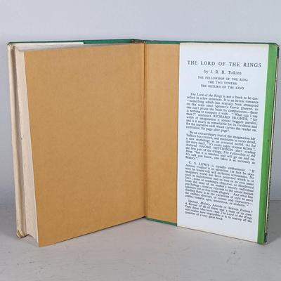 LOT 31: Vintage Book Lot- The Hobbit 1966, Lobo Rag and Vixen 1907 & More