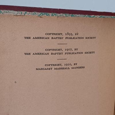 LOT 31: Vintage Book Lot- The Hobbit 1966, Lobo Rag and Vixen 1907 & More