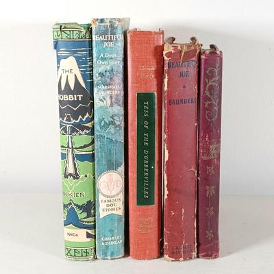 LOT 31: Vintage Book Lot- The Hobbit 1966, Lobo Rag and Vixen 1907 & More