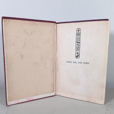 LOT 31: Vintage Book Lot- The Hobbit 1966, Lobo Rag and Vixen 1907 & More